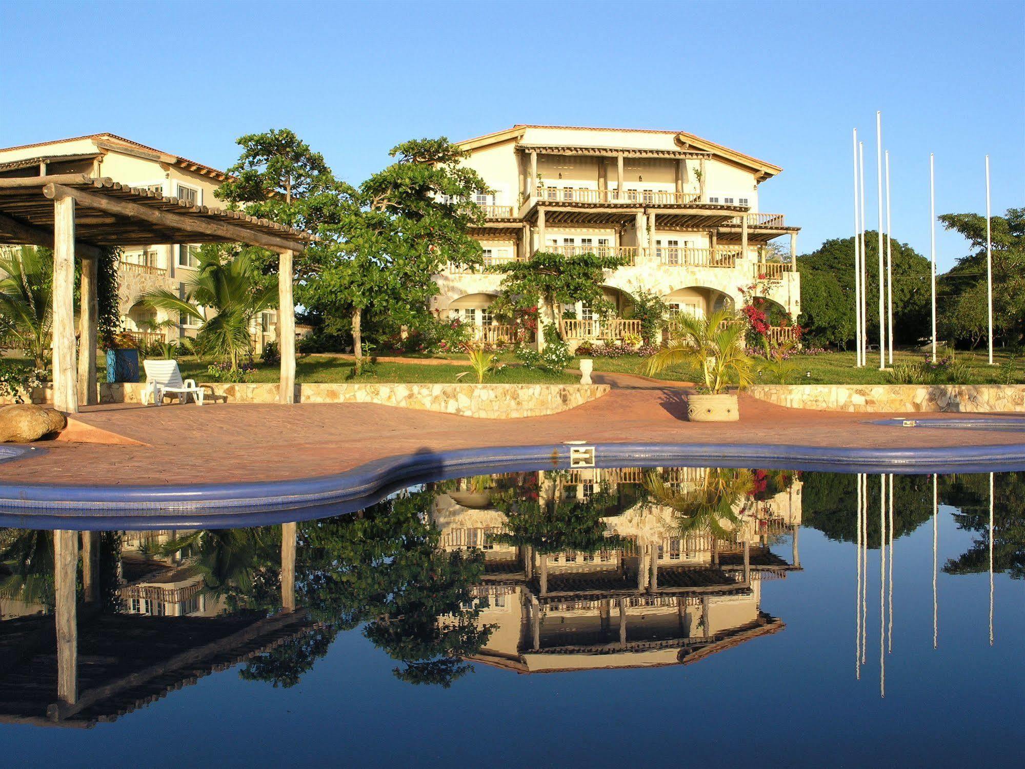 Marina Puesta Del Sol Hotel Aposentillo Ngoại thất bức ảnh