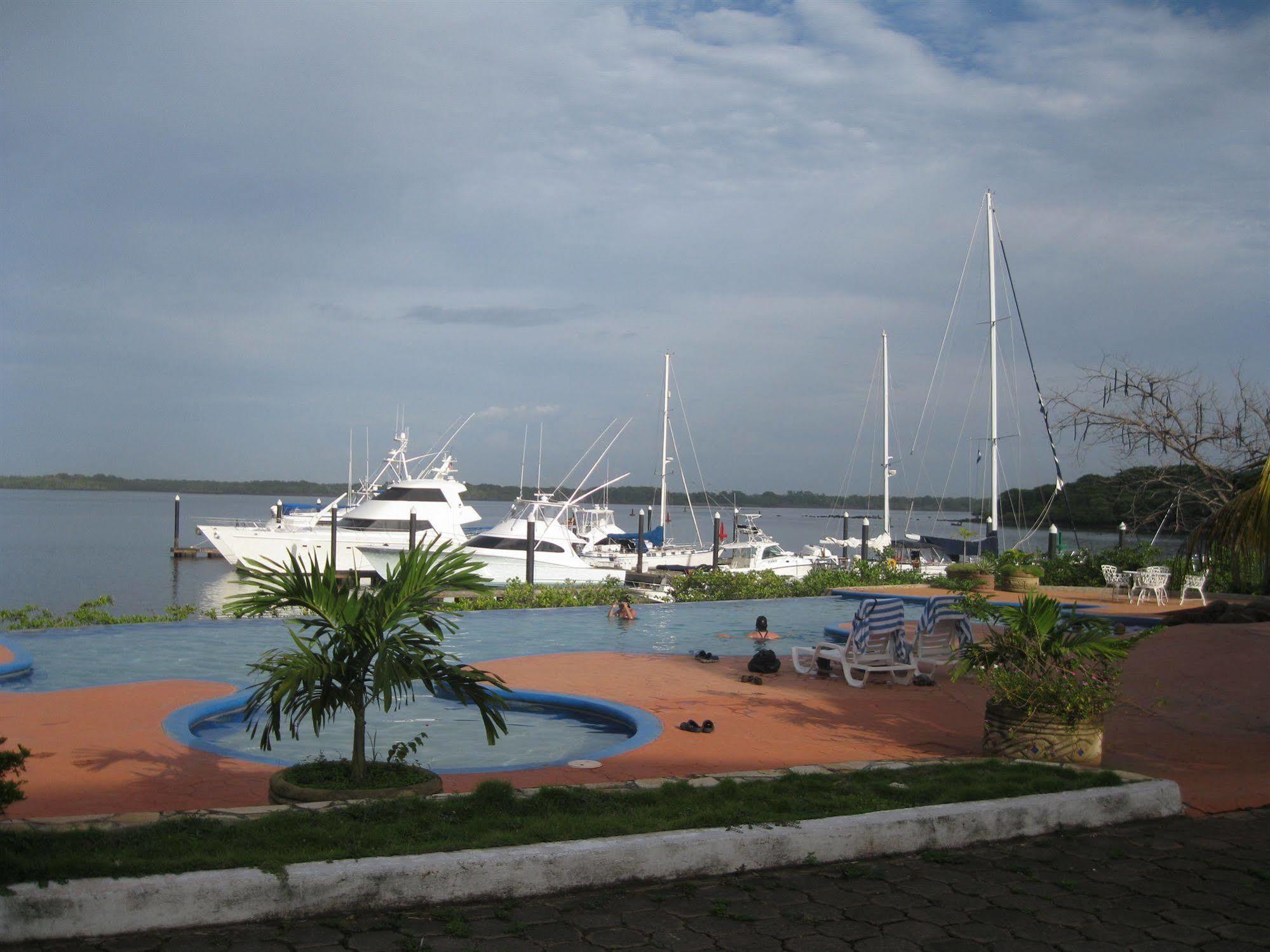 Marina Puesta Del Sol Hotel Aposentillo Ngoại thất bức ảnh