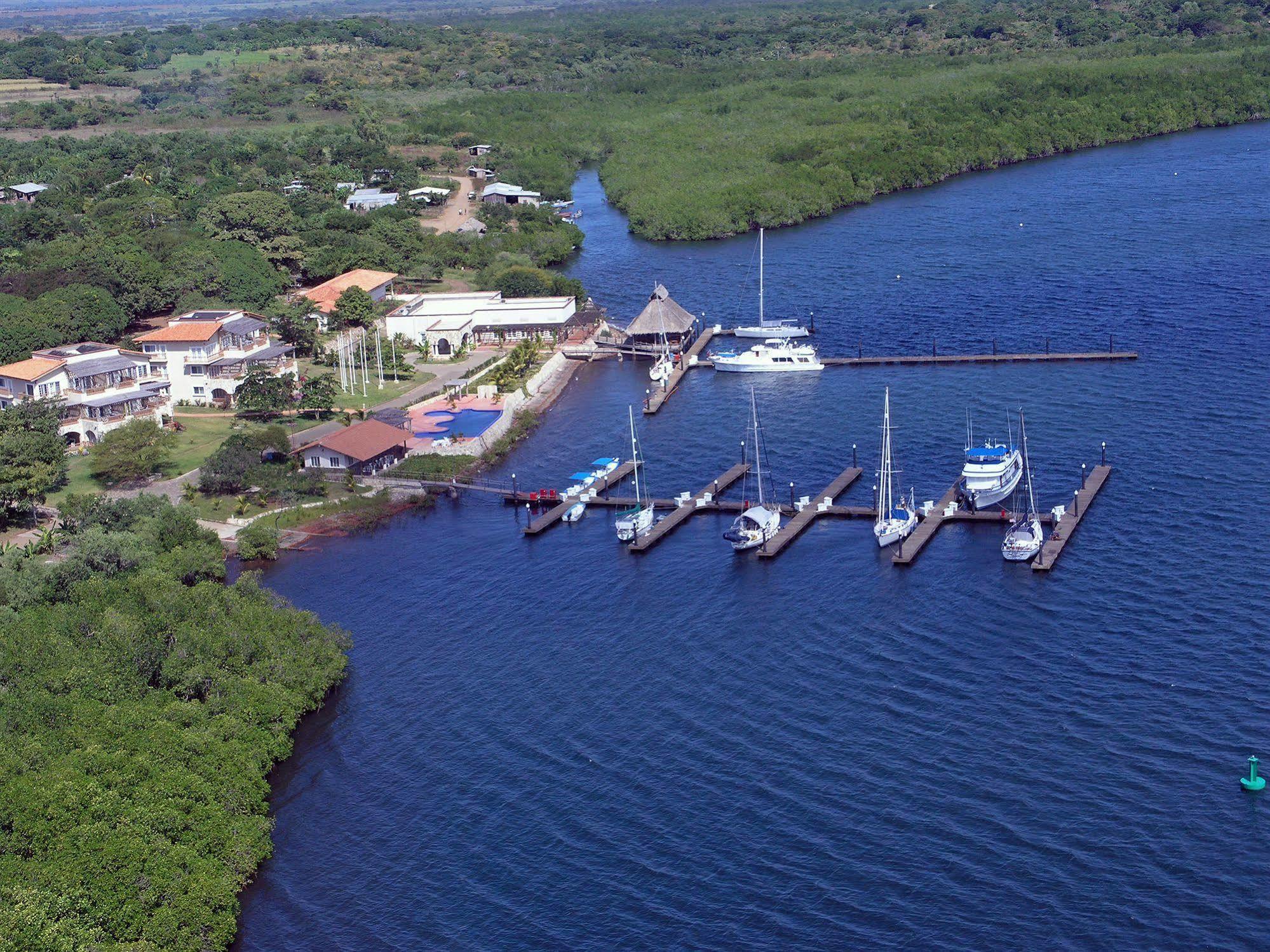 Marina Puesta Del Sol Hotel Aposentillo Ngoại thất bức ảnh